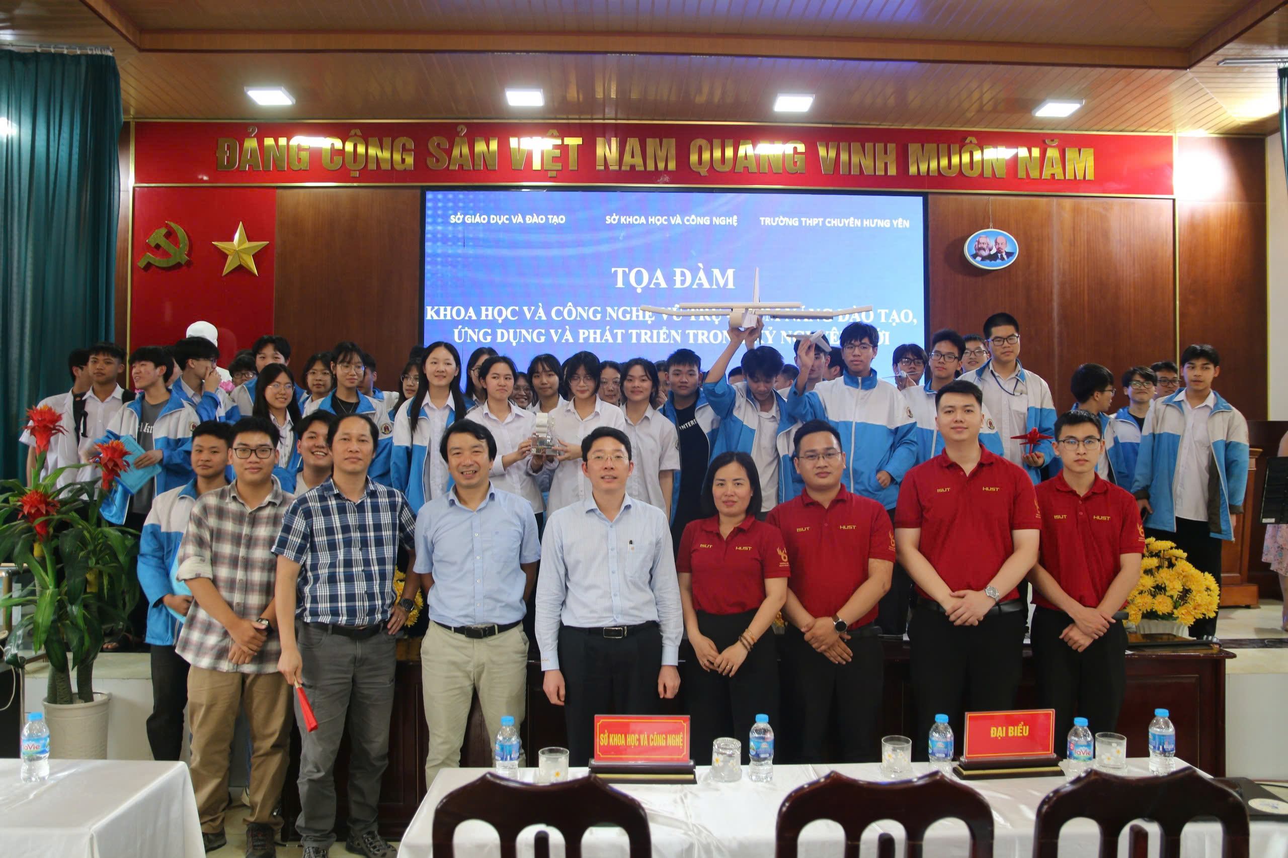 Tọa đàm Hưng Yên