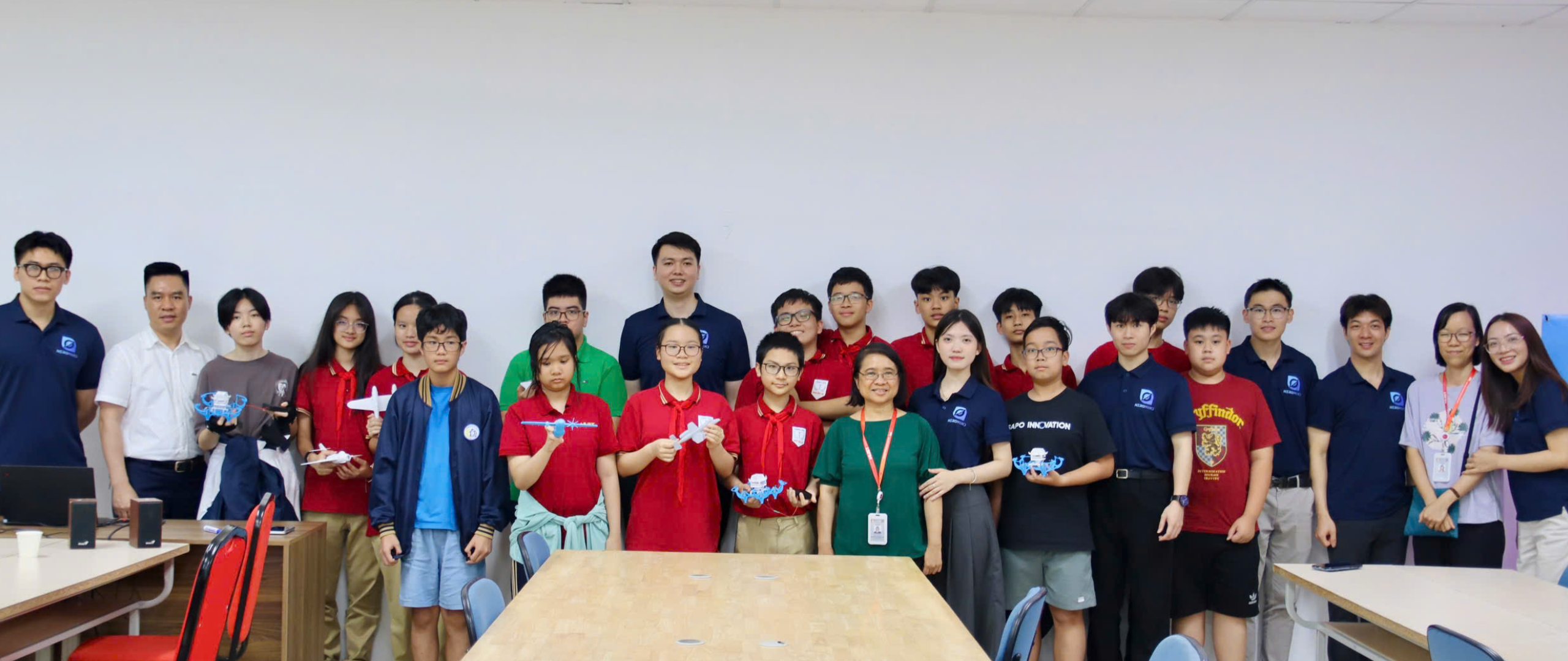 Buổi Trải Nghiệm Drone-X Cùng Các Em THCS Ngô Gia Tự